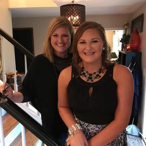 Meet your Posher, Kelly